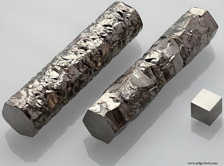 Applications du zirconium : comment ce métal rare façonne la technologie moderne