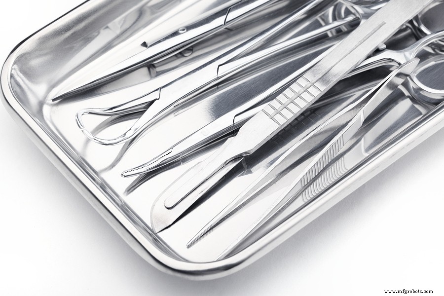 Le titane en médecine : applications avancées de l orthopédie à la dentisterie