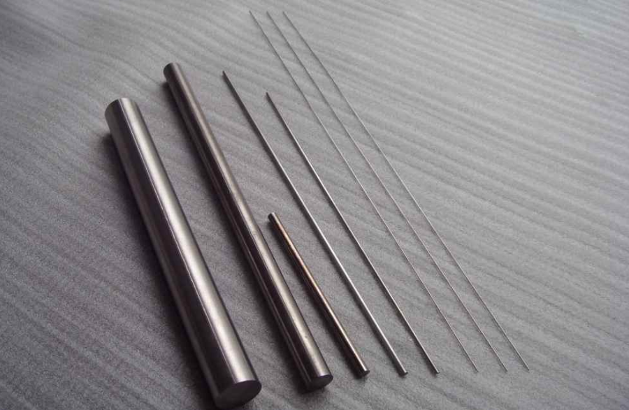 W Tungstène & Alliés : applications haute performance dans l acier, alliages réfractaires et électronique
