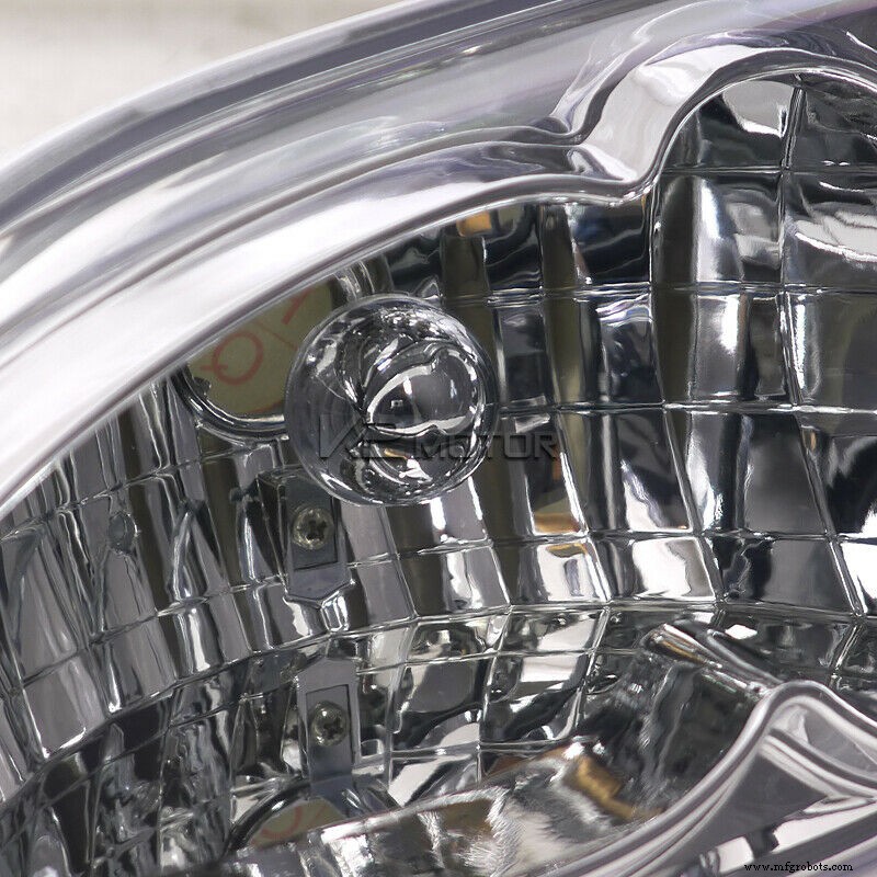 Conception de composants plastiques transparents pour une performance optimale