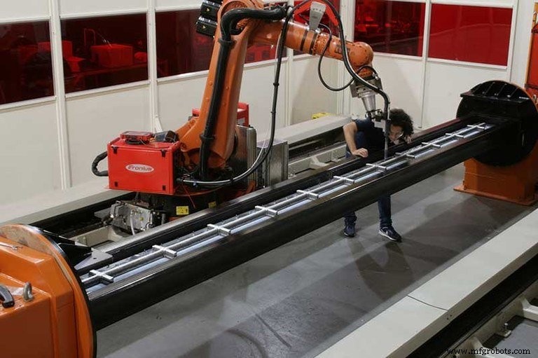 Révolutionner la fabrication : 4 applications révolutionnaires de l impression 3D à grande échelle