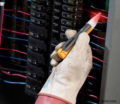Sécurité électrique : comment préparer les tests d absence de tension