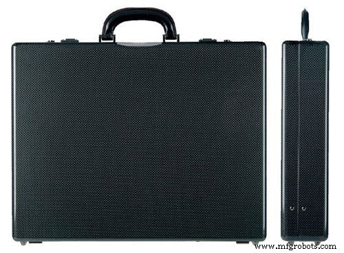 Mallette Schedoni 4 400 $ en fibre de carbone — L alliance ultime du luxe et de la performance