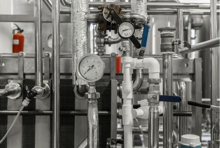 Exploiter les données temps réel pour le contrôle précis des systèmes industriels modernes