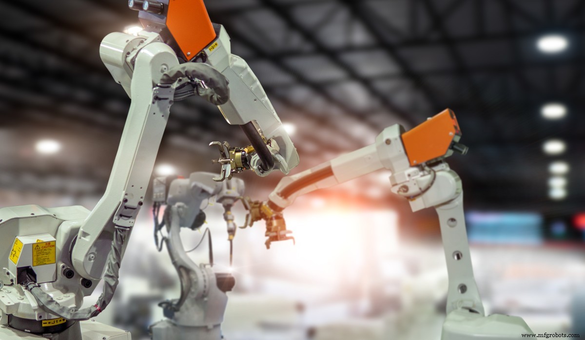 Naviguer la récession COVID-19 : le rôle de l automatisation dans la résilience manufacturière