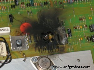 Comment détecter les dommages de surchauffe sur les circuits imprimés : guide pratique