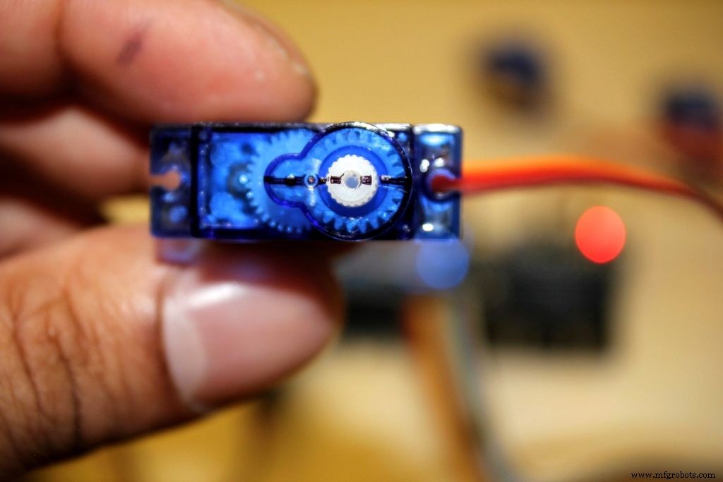 Bras Robotique MeArm V1.0 – Construisez Votre Bras Robotisé Arduino et Raspberry Pi