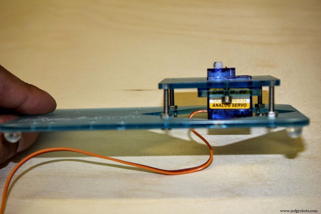 Bras Robotique MeArm V1.0 – Construisez Votre Bras Robotisé Arduino et Raspberry Pi