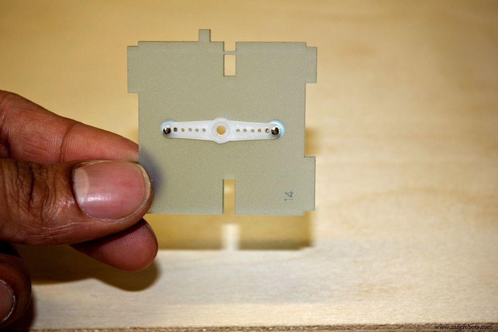 Bras Robotique MeArm V1.0 – Construisez Votre Bras Robotisé Arduino et Raspberry Pi