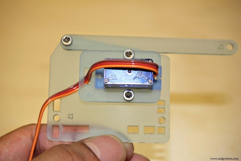 Bras Robotique MeArm V1.0 – Construisez Votre Bras Robotisé Arduino et Raspberry Pi