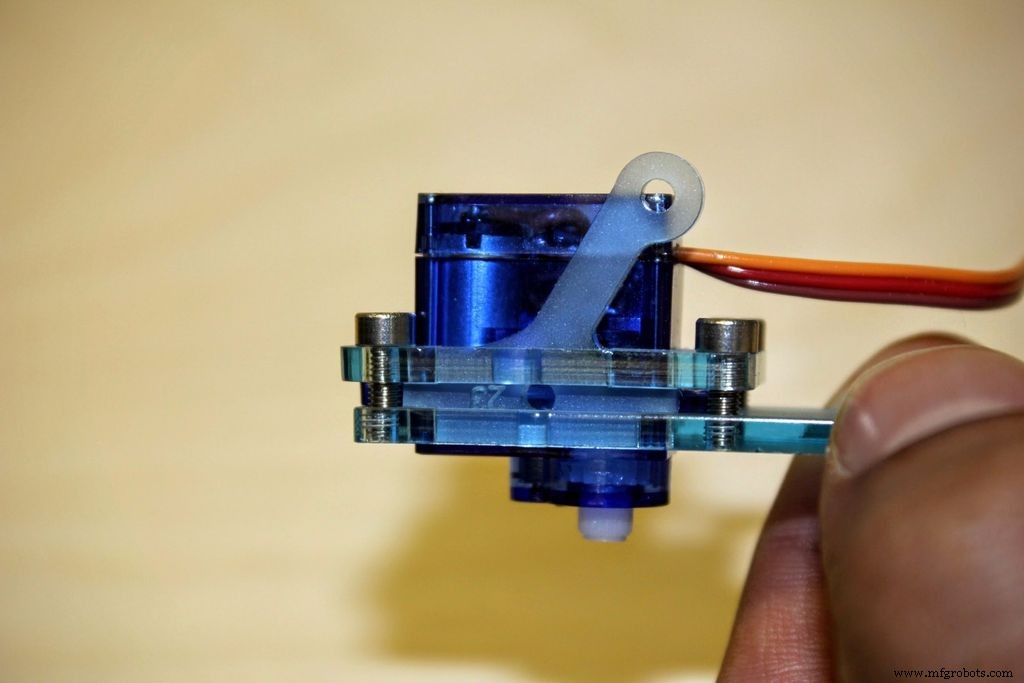 Bras Robotique MeArm V1.0 – Construisez Votre Bras Robotisé Arduino et Raspberry Pi
