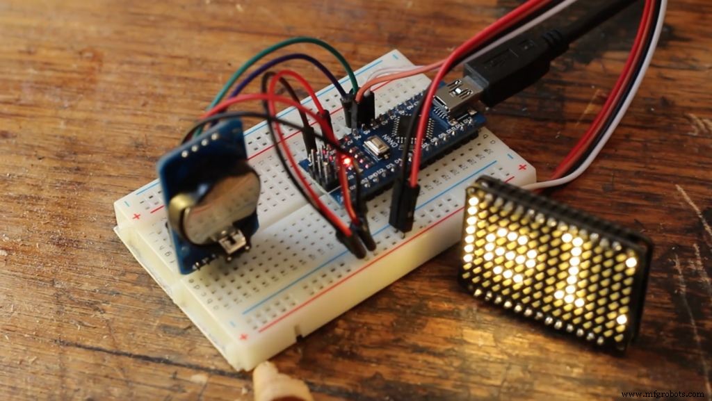Créer une horloge LED en bois moderne avec Arduino Nano et RTC DS3231
