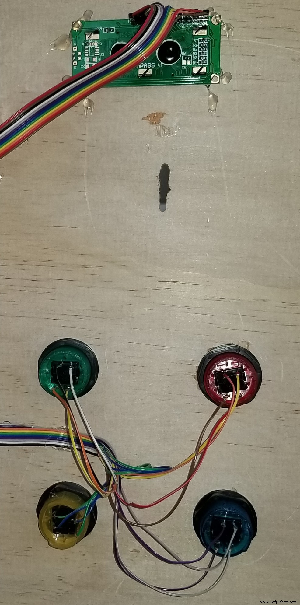Construisez Votre Propre Distributeur Automatique à Pièces : Guide Pièces & Assemblage