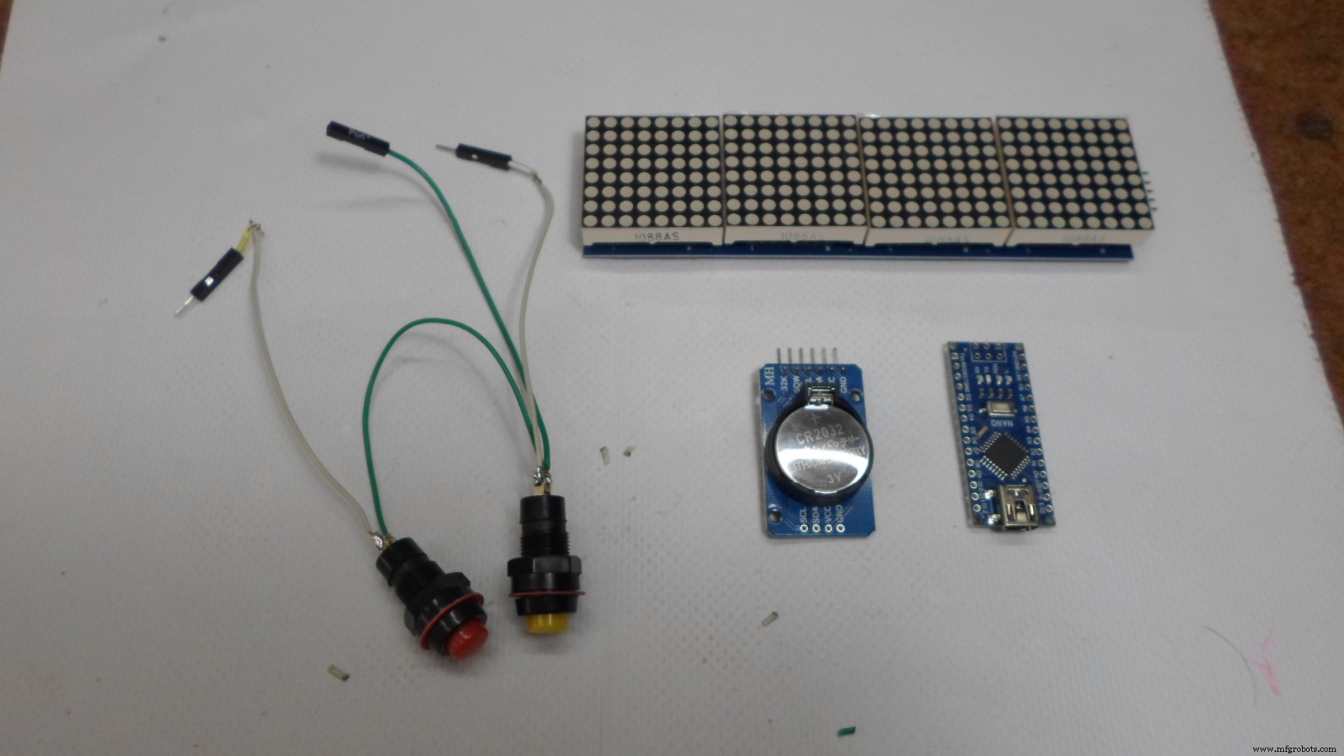 Mini horloge à matrice LED – Montre Arduino Nano