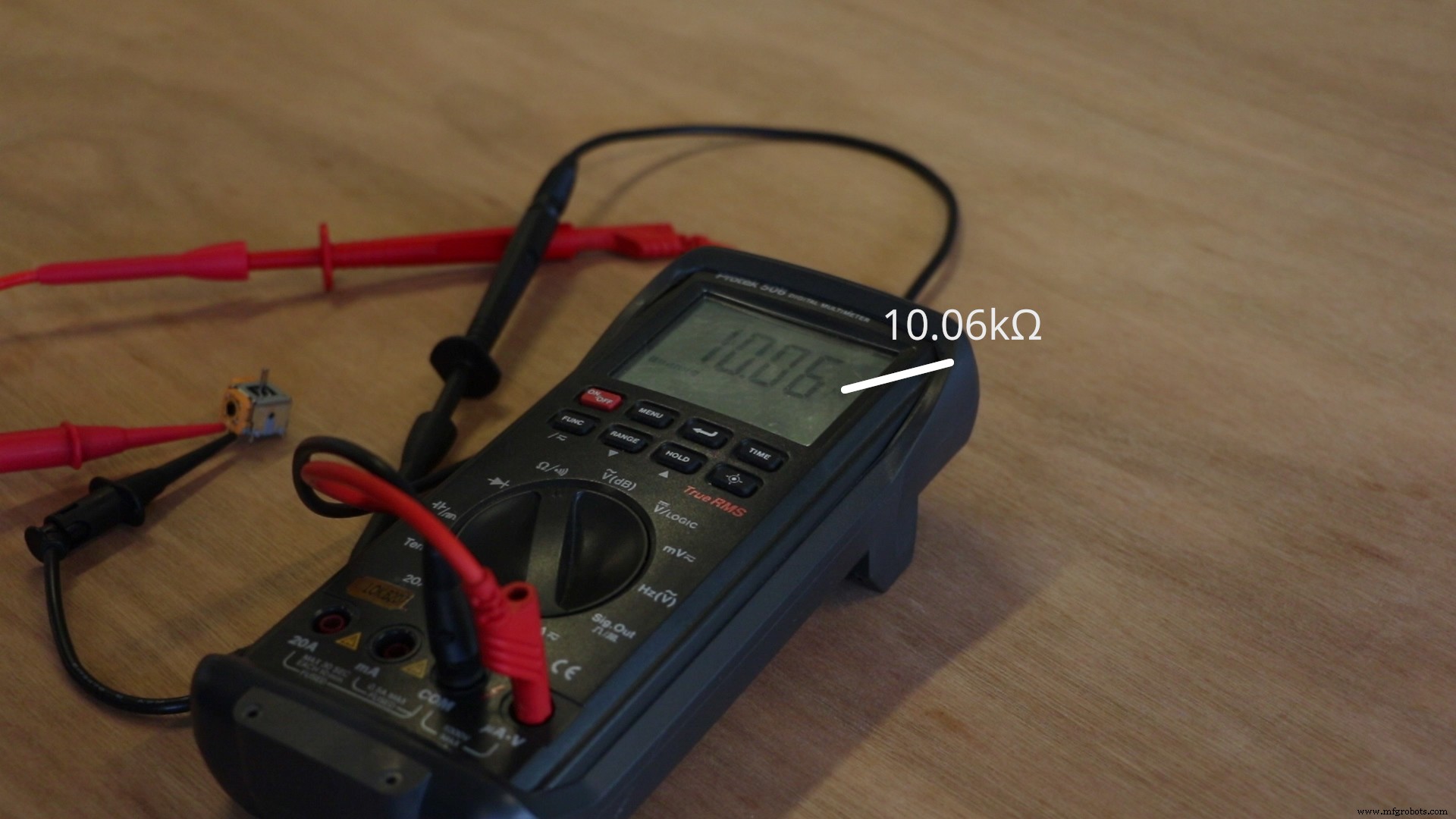 Drone piloté par la pensée : utiliser l EEG pour faire voler un micro drone de course