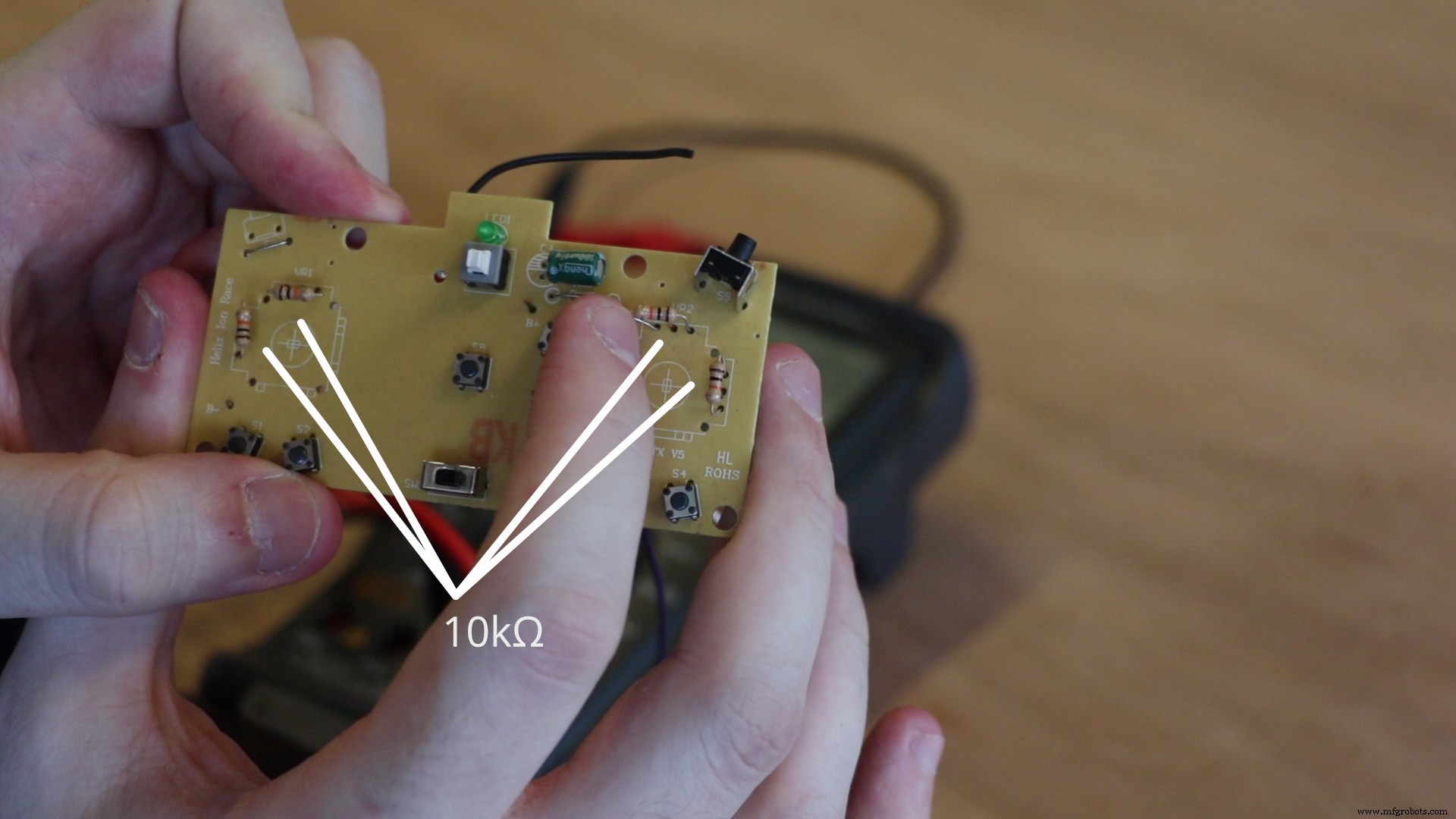 Drone piloté par la pensée : utiliser l EEG pour faire voler un micro drone de course