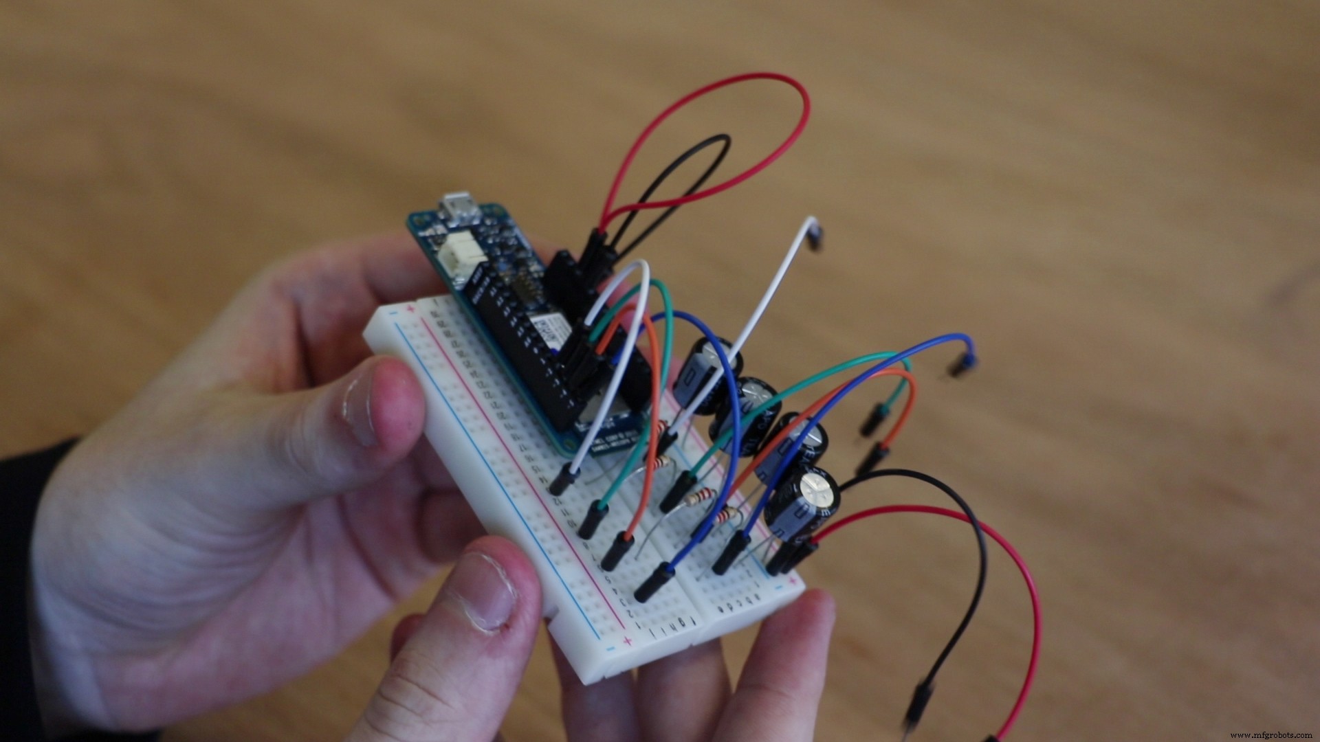 Drone piloté par la pensée : utiliser l EEG pour faire voler un micro drone de course