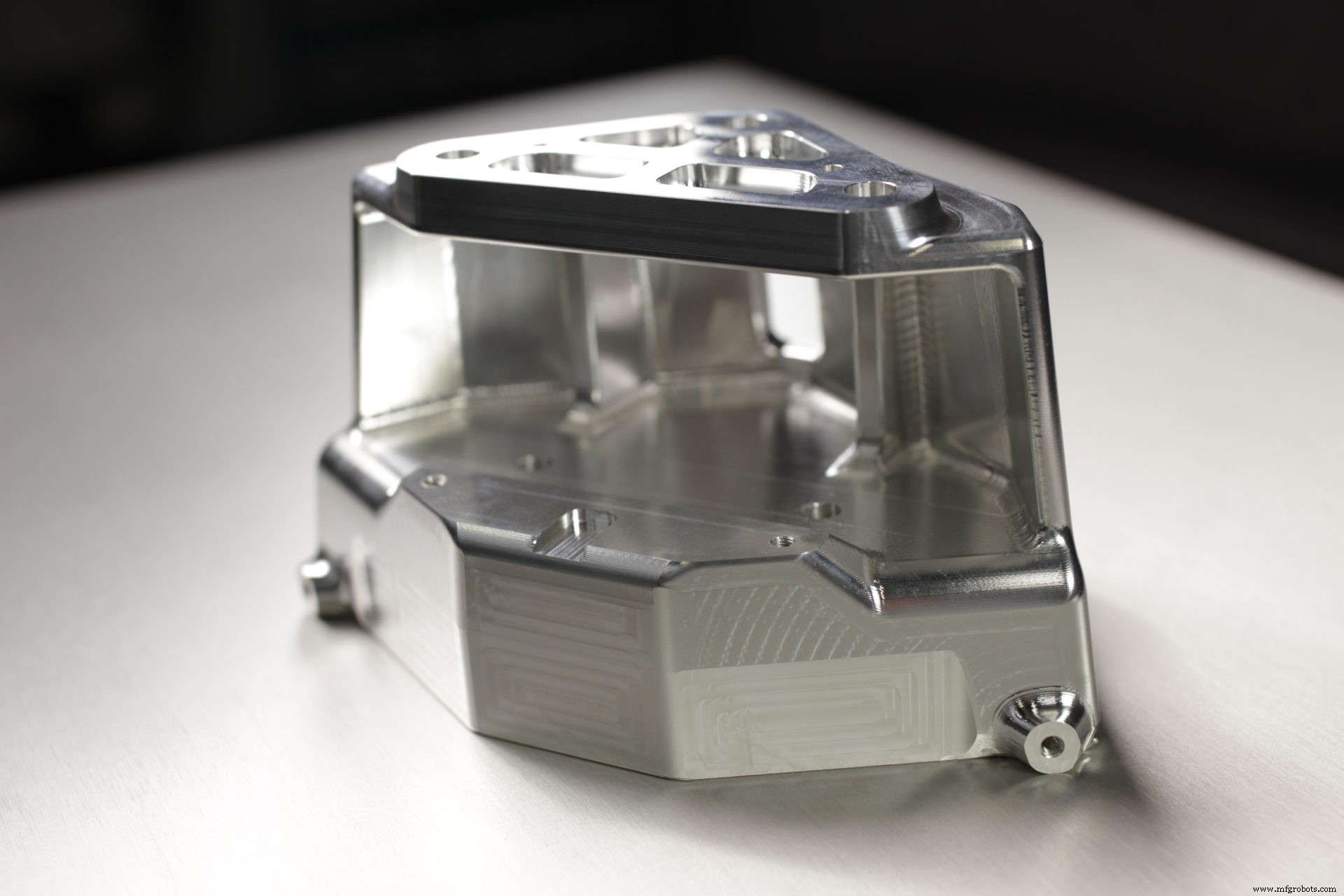 Conturo Prototyping accélère la production CNC avec l extension Machining de Fusion 360