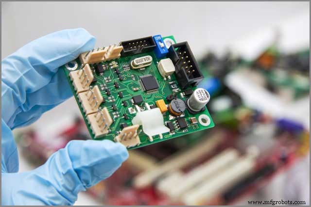 10 techniques essentielles de fabrication PCB que les concepteurs doivent connaître