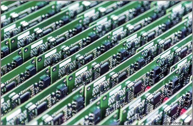 10 techniques essentielles de fabrication PCB que les concepteurs doivent connaître