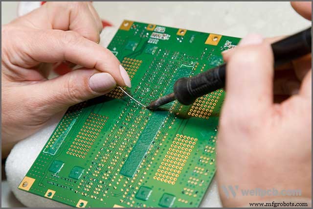 Défauts de Brasage PCB Courants et Solutions Pratiques