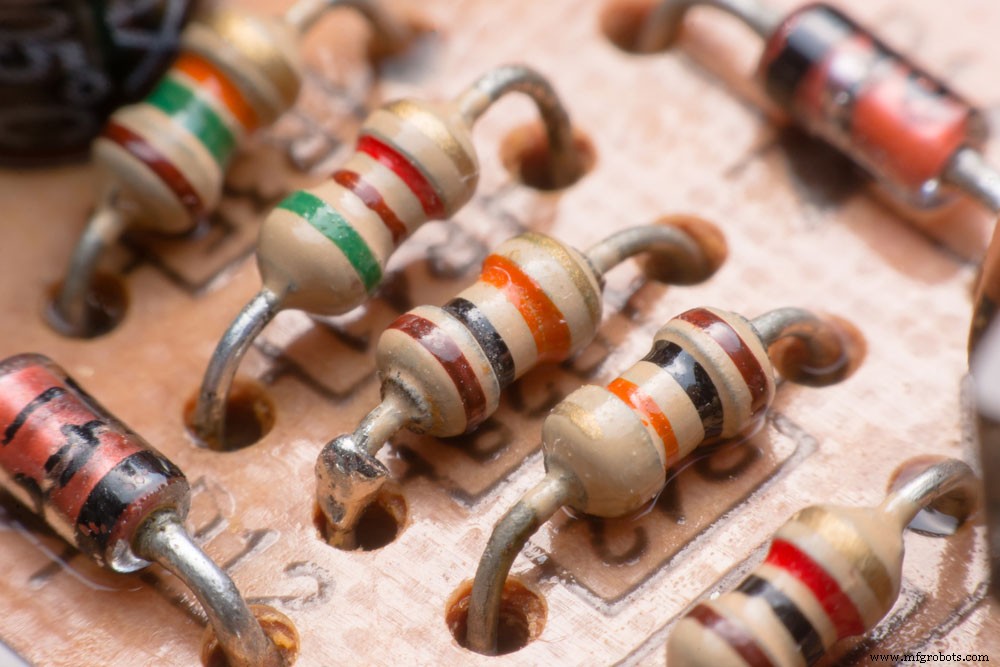 Circuits de temporisation expliqués : fonctionnement et applications clés