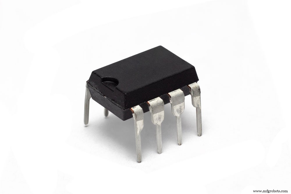 Circuits de temporisation expliqués : fonctionnement et applications clés