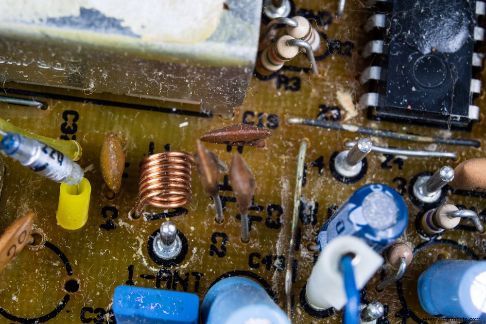 Circuits électroniques démystifiés : Guide complet pour débutants