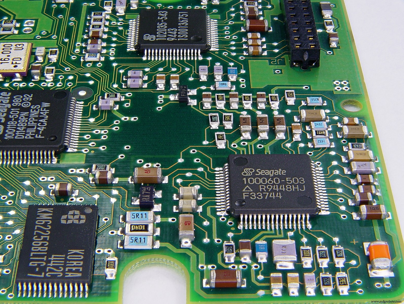 Histoire des Circuits Imprimés (PCB) : 130 Ans d Évolution