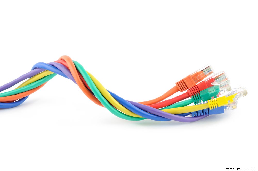 Guide Complet des Brochages RJ45 : Configuration, Câblage et Applications
