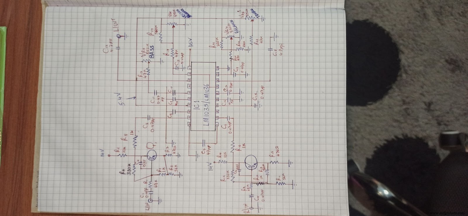 LM1036 : Circuit intégré stéréo double contrôle DC pour tonalité, volume et balance