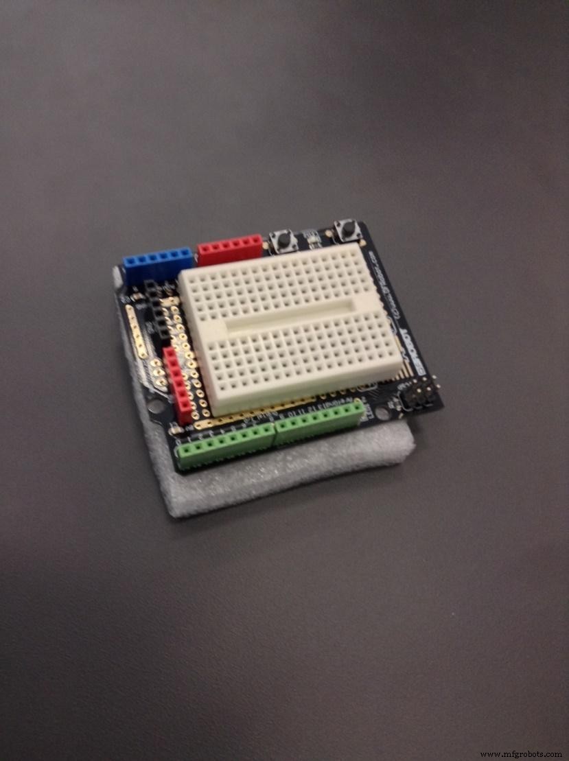 Assemblage du Protoshield Arduino : Guide Étape par Étape