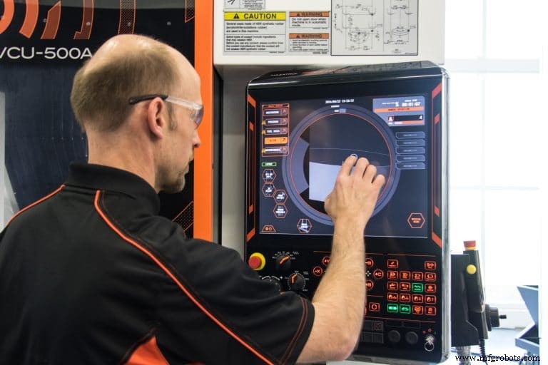 Améliorer la productivité de la programmation CNC grâce aux logiciels et interfaces avancés
