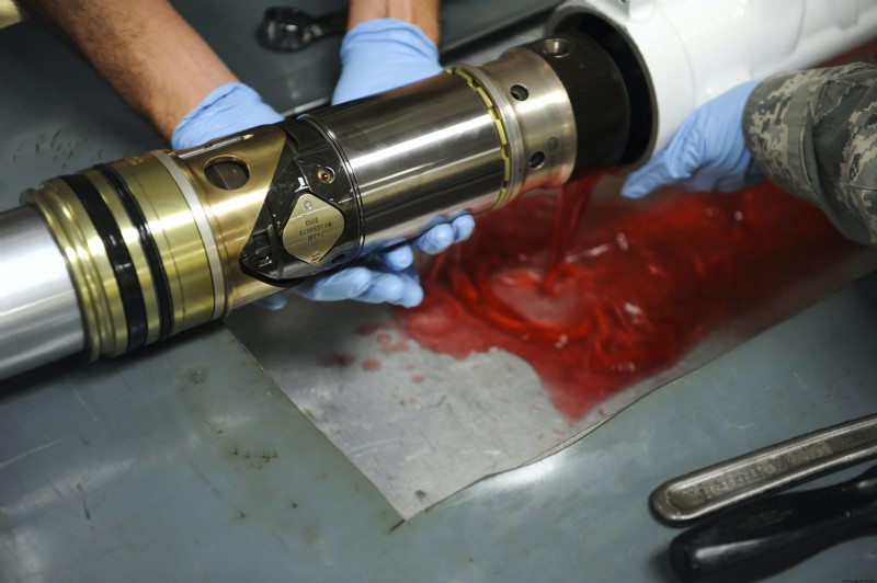 Solutions Expertes pour les Défaillances de Vérins Hydrauliques