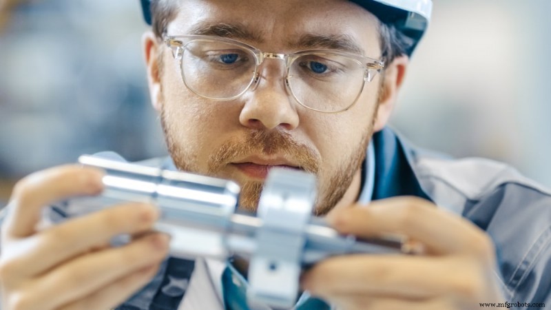 Pourquoi choisir un partenaire certifié AS9100 améliore la qualité et la sécurité aérospatiales