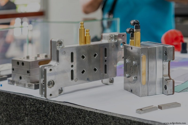 Principaux facteurs de coûts d outillage moulage par injection : Vue d ensemble complète