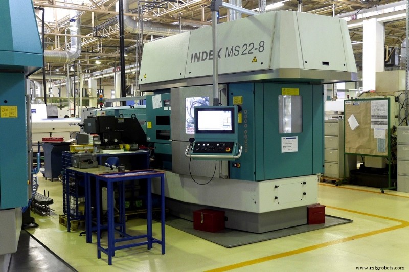 Comprendre les axes CNC : comment les machines 3, 4 et 5 axes pilotent la fabrication de précision