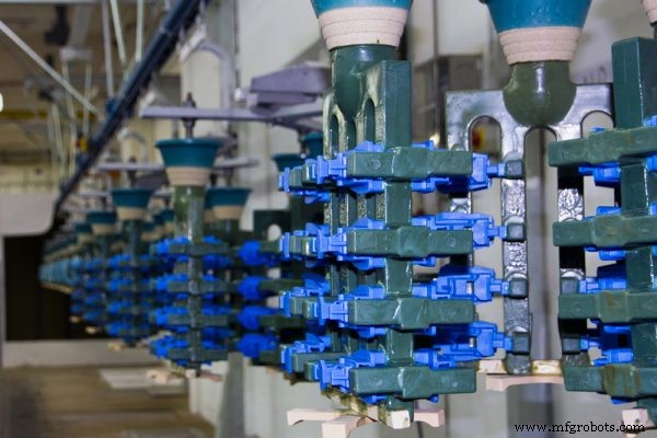 Comprendre la fonderie de précision : transformer des modèles en cire en pièces métalliques de précision