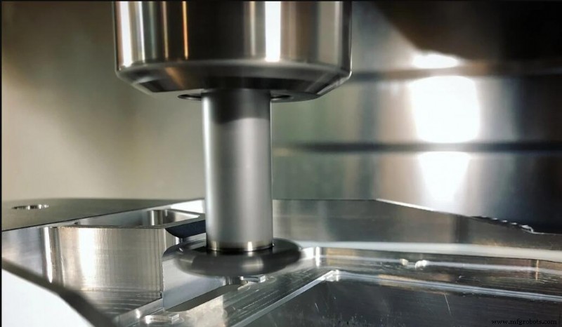 Guide Expert : Usinage CNC de Pièces à Déport (Undercut) – Astuces & Bonnes Pratiques