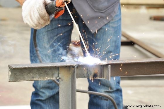 Soudage tôle : 5 techniques éprouvées & 10 conseils essentiels pour joints précis et durables