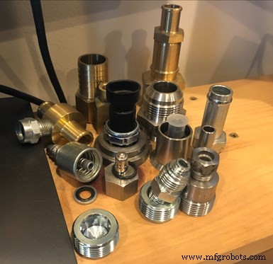 Usinage de précision de raccords et adaptateurs hydrauliques – Diversified Fittings