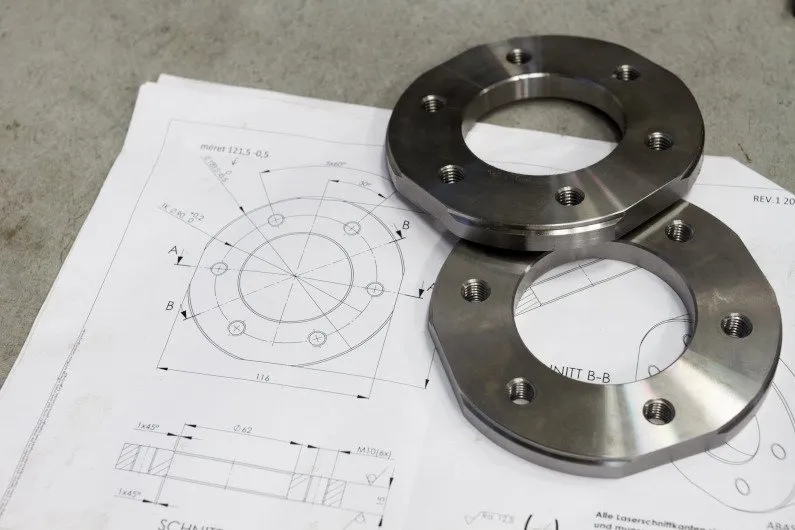 Choisir l usinage CNC pour le prototypage rapide : 4 avantages clés et 2 inconvénients