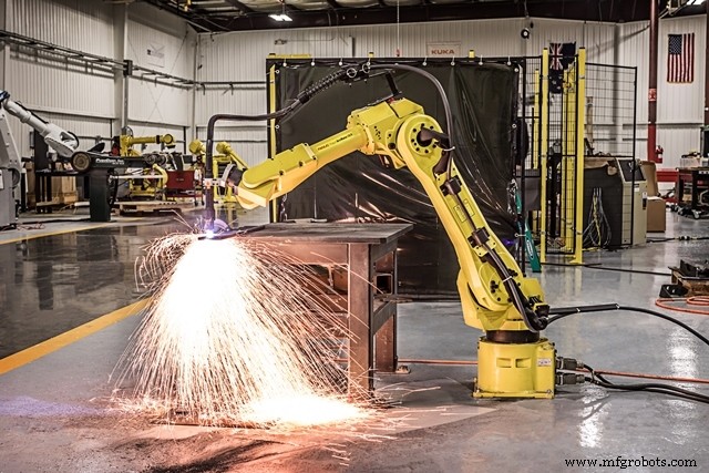 Fabrication à Huntingdon Valley, PA : croissance, défis et robotique