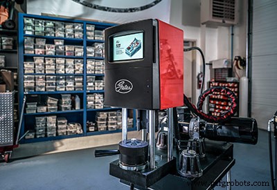 Sertissage de tuyaux hydrauliques : des outils manuels aux machines IoT intelligentes